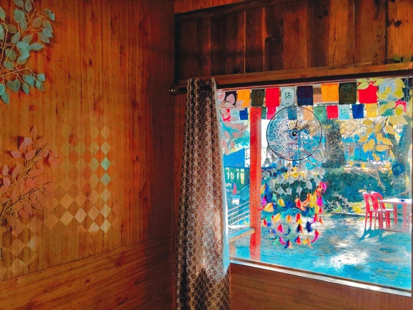 Shanti People Huts & Camp 卡索尔 外观 照片