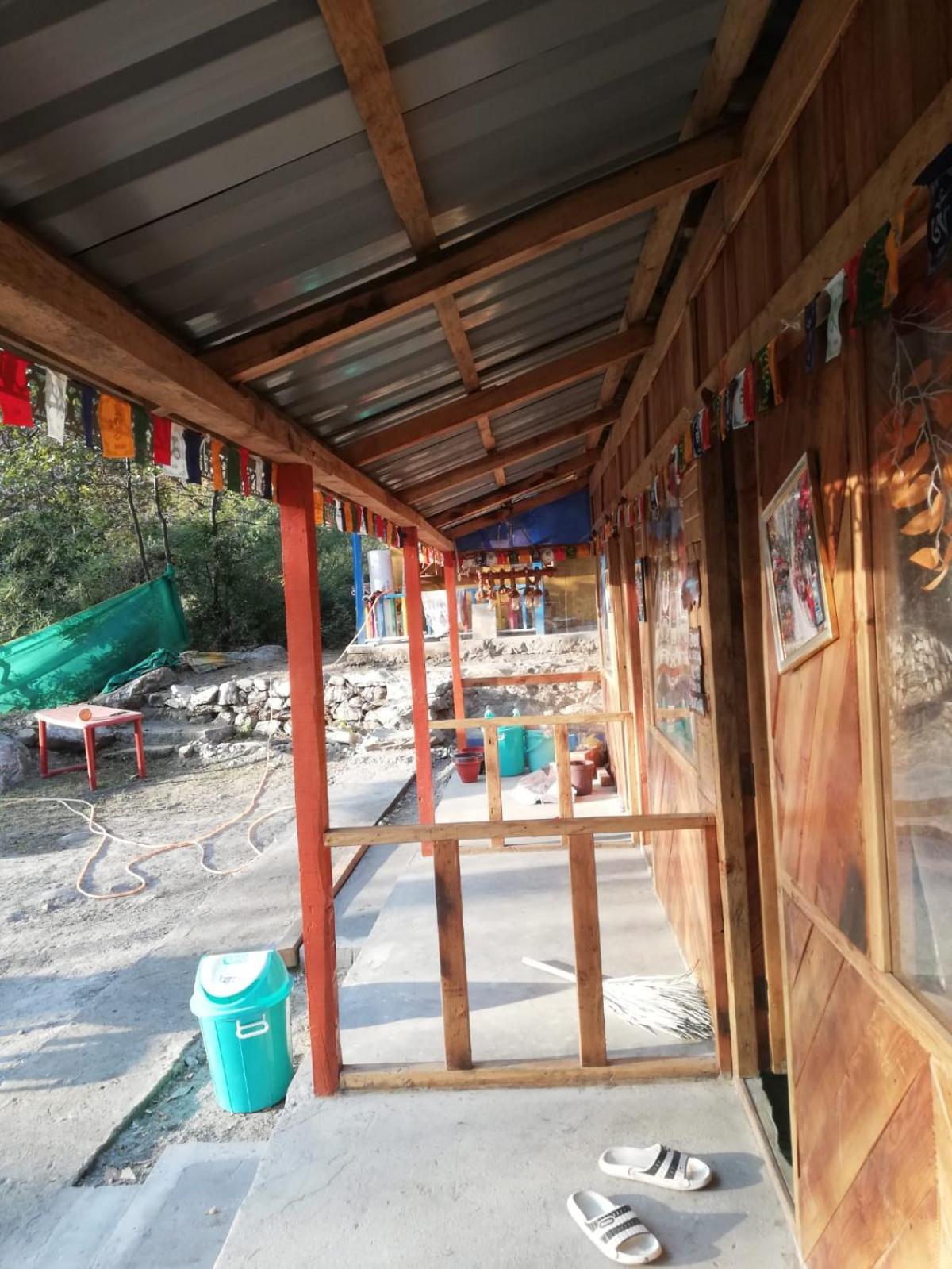 Shanti People Huts & Camp 卡索尔 客房 照片